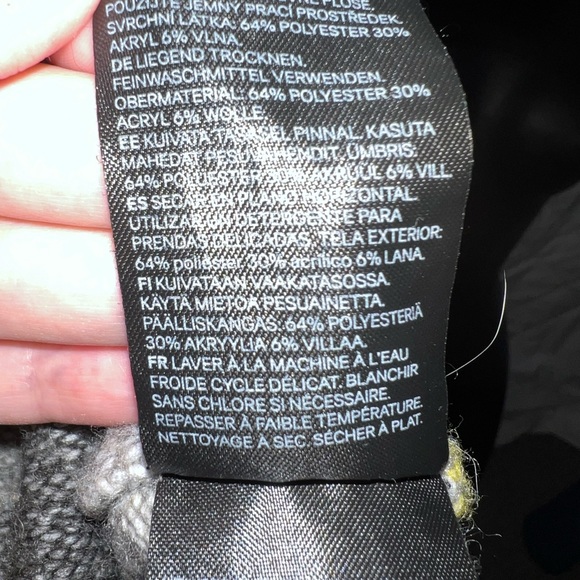 Pringle Of Scotland & H&M Sweater - Picture 8 of 9